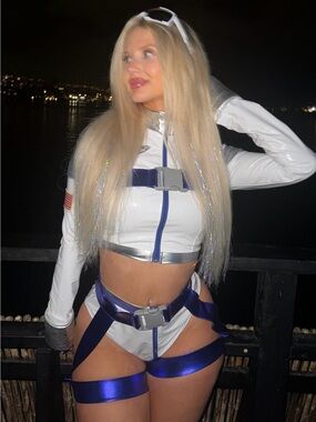 Sexy astronaut costume
